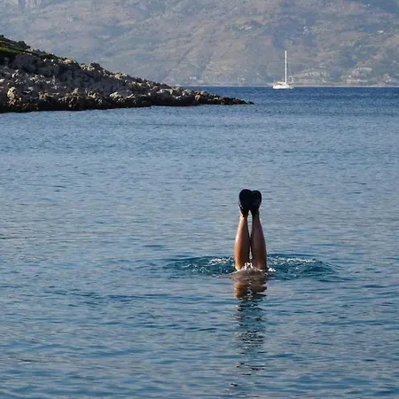 Holiday House Trovna Pucisca