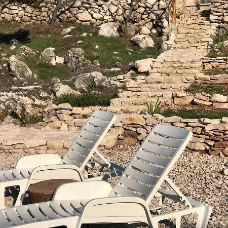 Holiday home Holiday House Trovna Pucisca